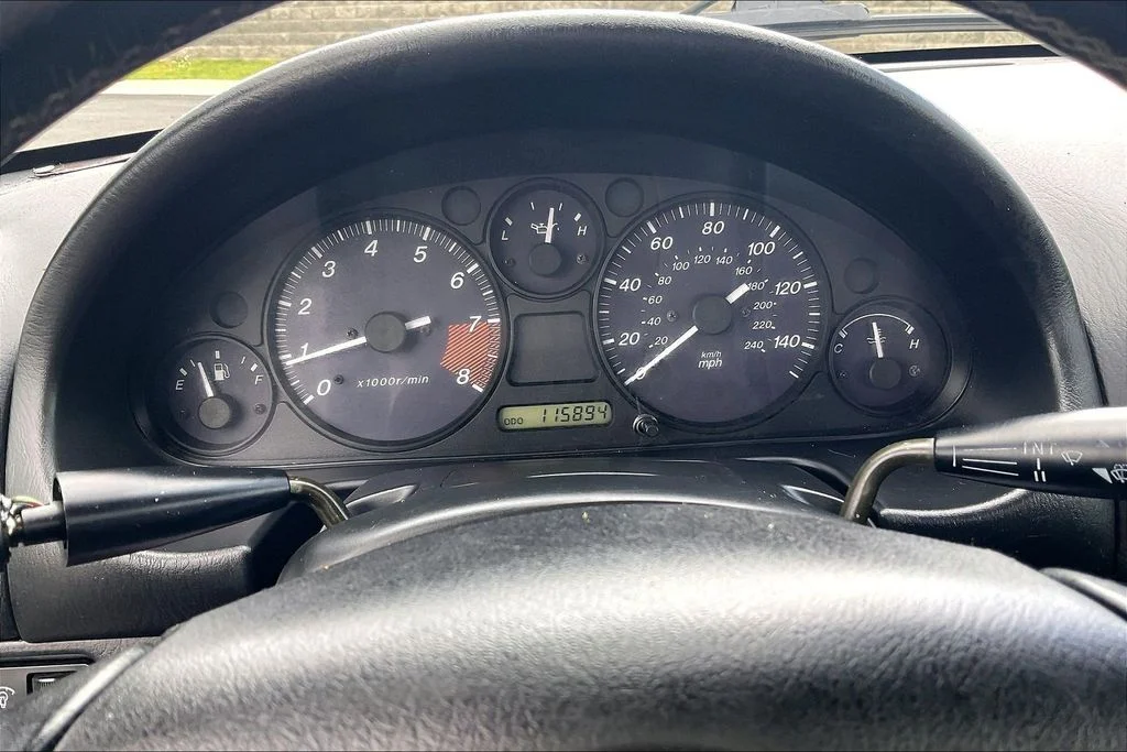 Used 1999 Silver Mazda Base image 16