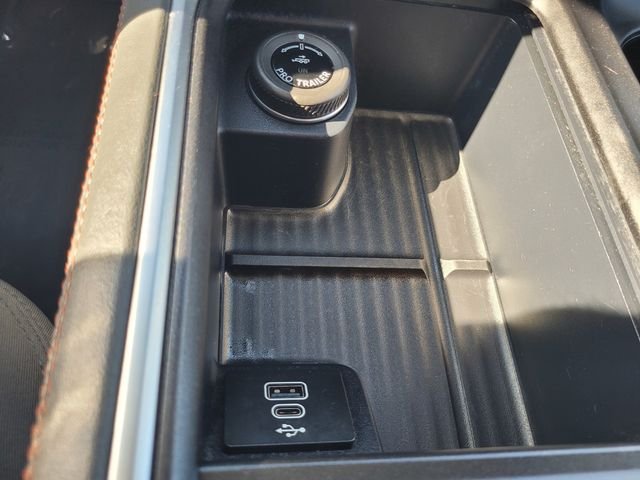 Used 2025 Black Ford Active image 25
