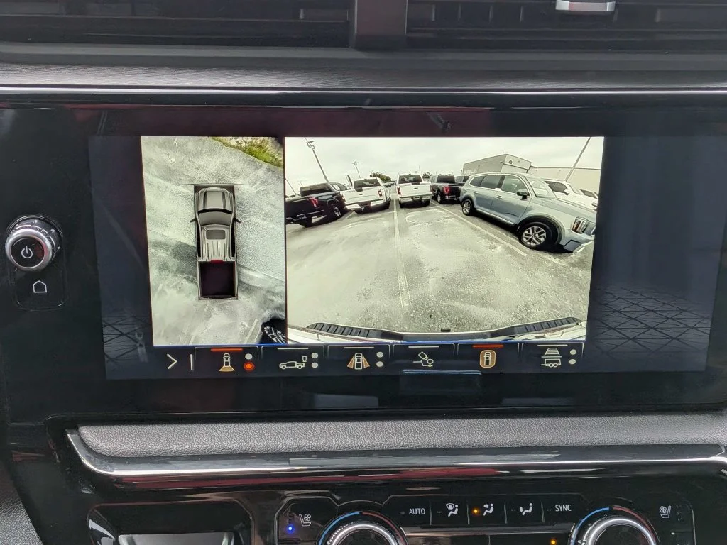 Certified Used 2024 Summit White GMC AT4 image 28