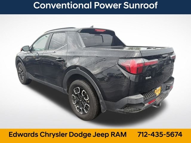 Used 2022 Black Hyundai SEL image 6