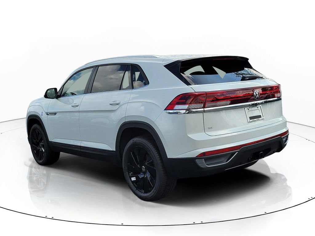 New 2026 White/off-white Volkswagen SE w/Technology image 3