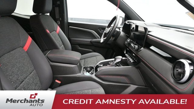 Used 2025 White Chevrolet Z71 image 11