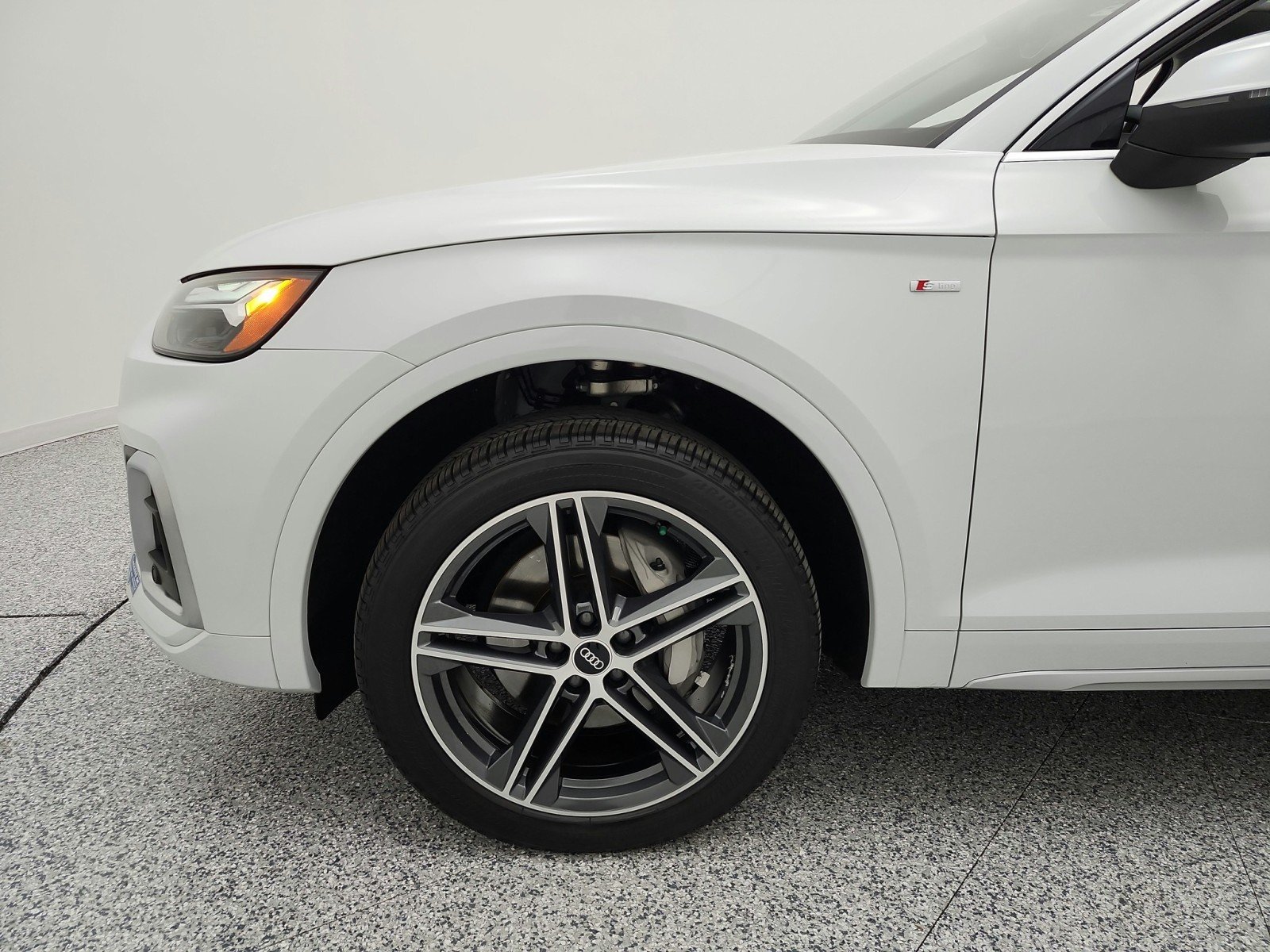 Used 2022 Glacier White Metallic Audi S line Premium Plus image 18