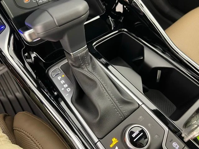 New 2026 White Kia X-Line SX Prestige image 24