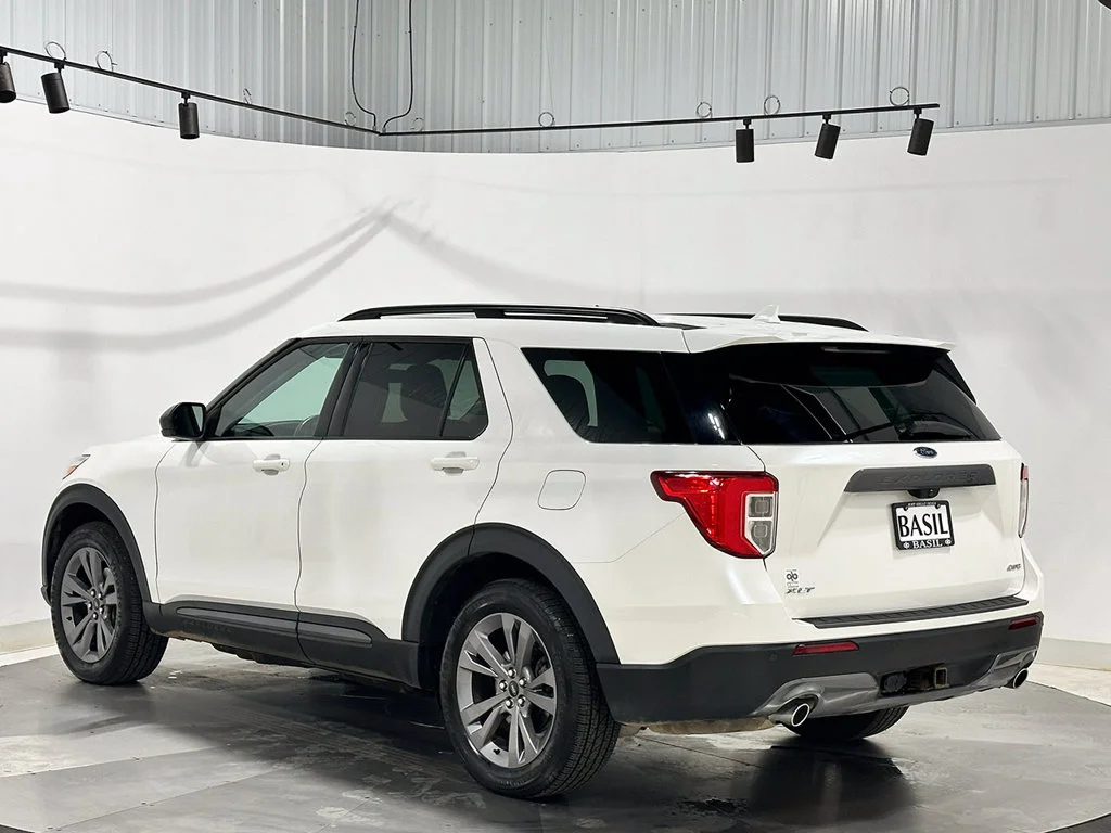 Used 2022 White Ford XLT image 14