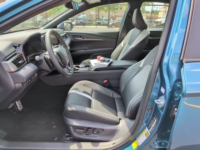 Used 2026  Toyota SE image 11
