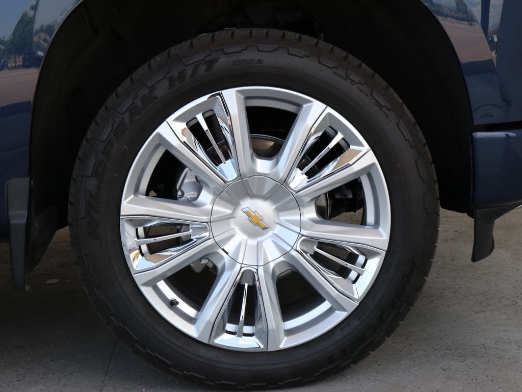 Used 2023 Blue Chevrolet High Country image 50