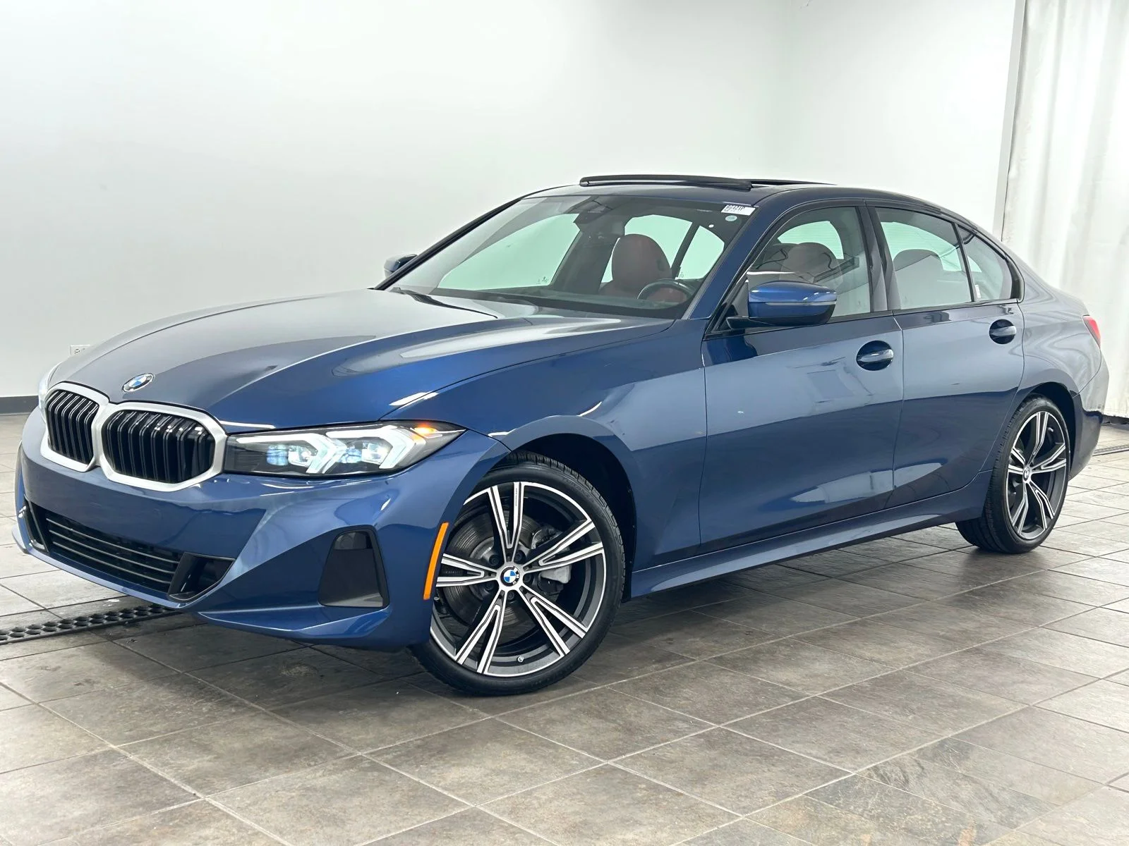 2023 BMW 3 Series 330i