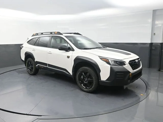 Used 2022 White Subaru Wilderness image 10