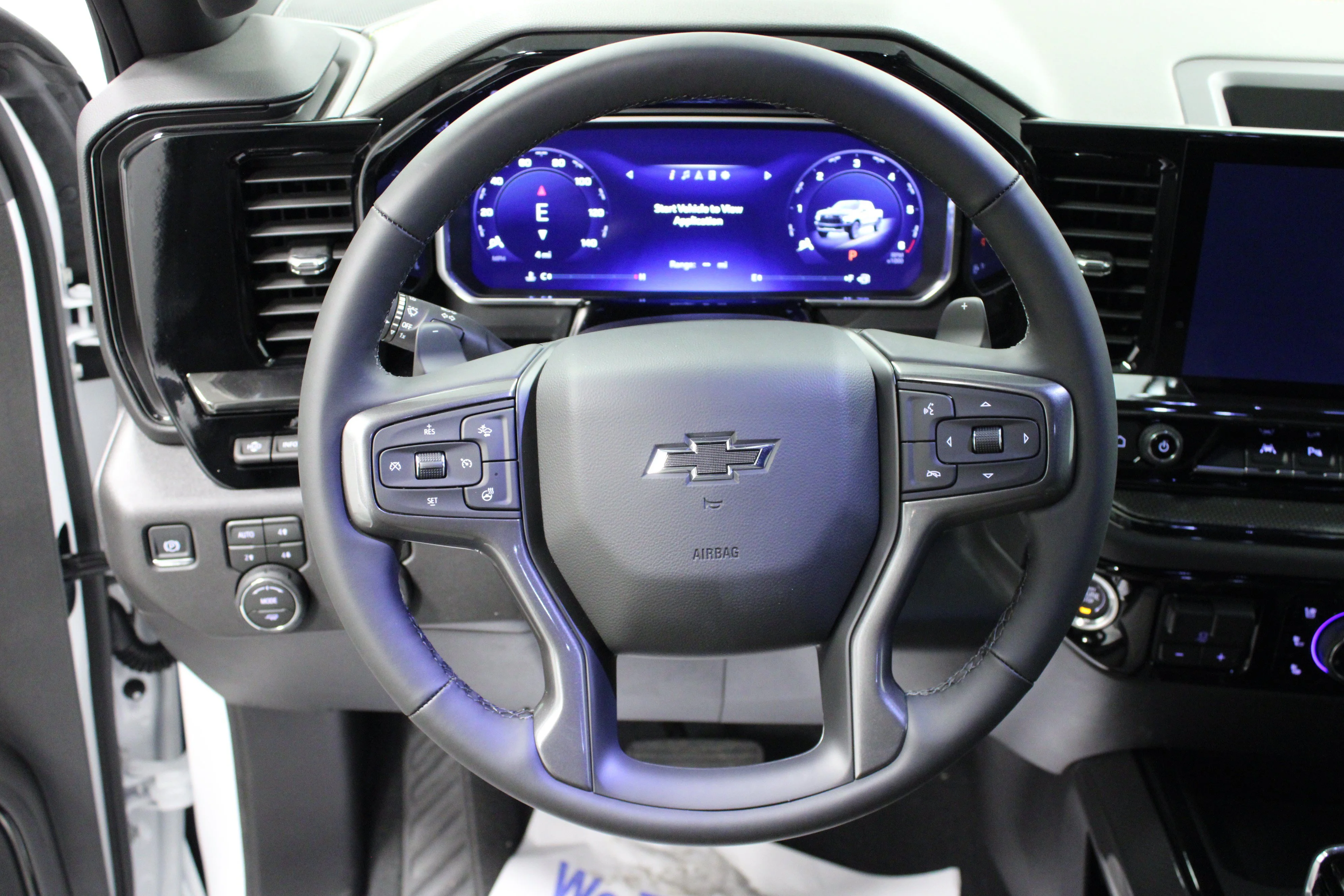 2026 Chevrolet Silverado 1500 ZR2 - Photo 17
