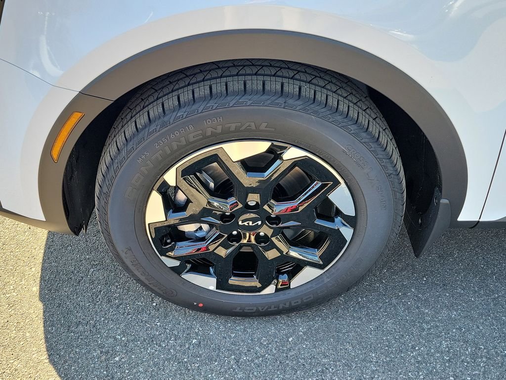 New 2026 White Kia S image 38