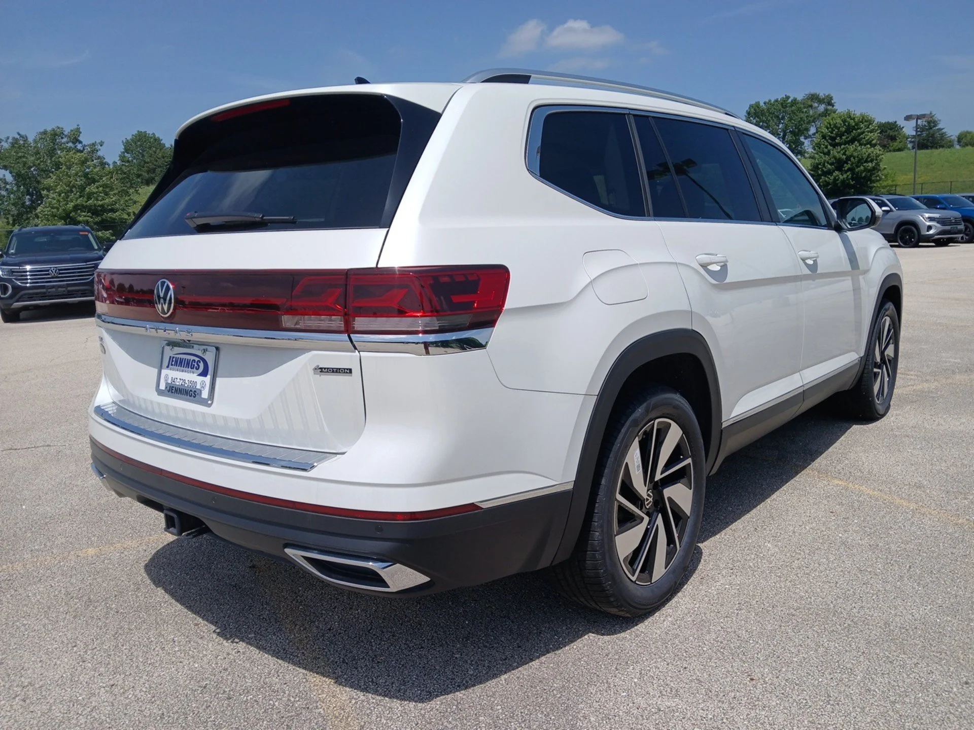 New 2026 Opal White Pearl Volkswagen 2.0T SEL image 4