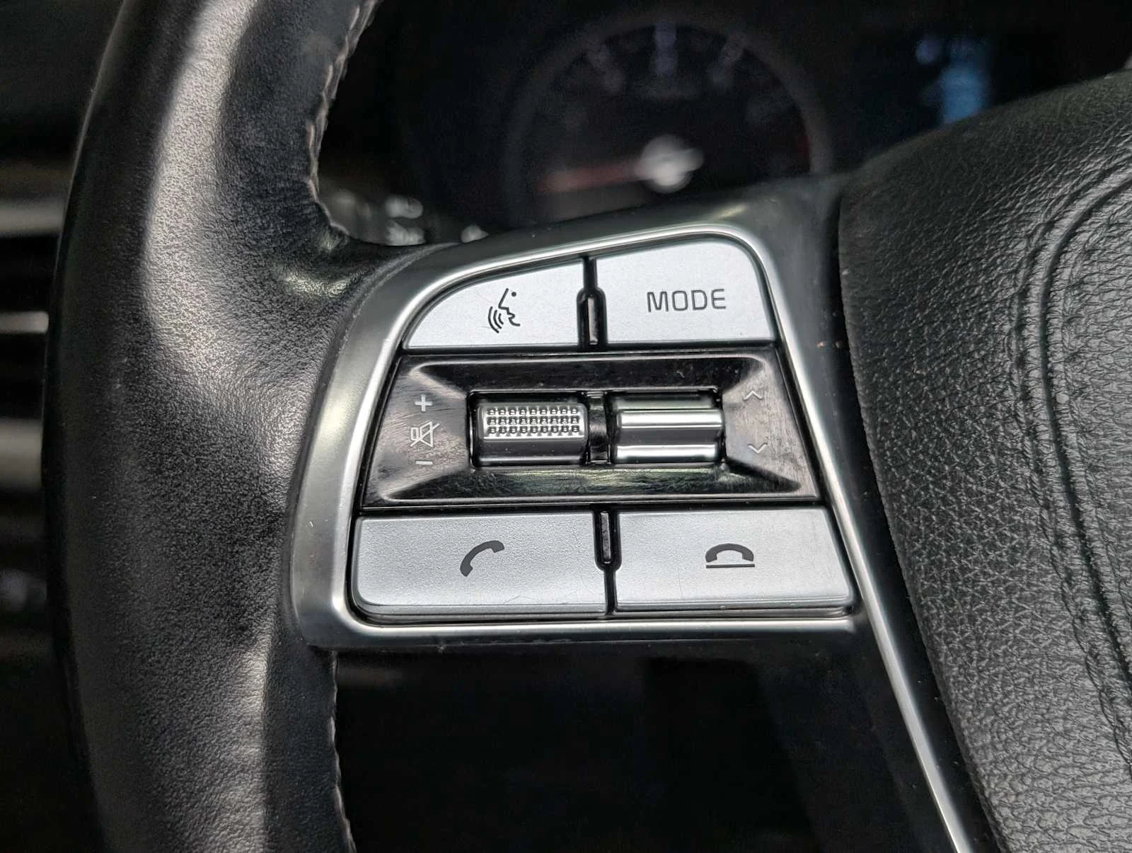 Used 2022 Wolf Gray Kia EX image 36