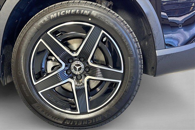 New 2026 Black Mercedes-Benz GLC 300 image 59