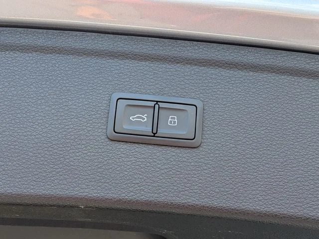 Used 2020 Silver Audi 45 Premium Plus image 24