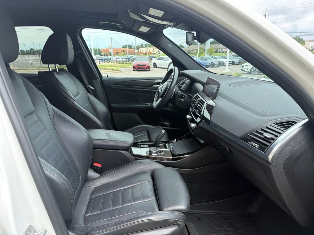 Used 2020 White BMW sDrive30i image 26