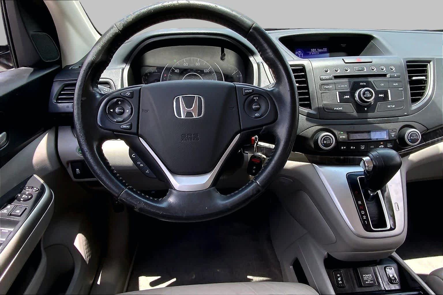 Used 2014 Alabaster Silver Metallic Honda EX-L image 6