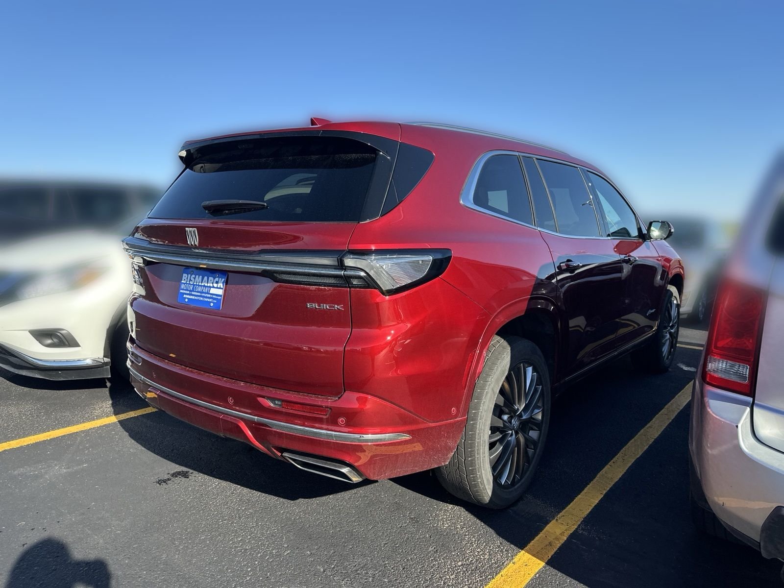 Used 2025 Red Buick Avenir image 3