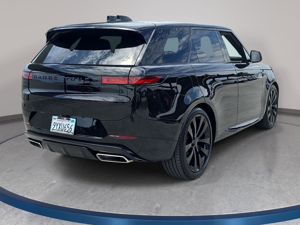 Certified Used 2026 Black Land Rover Dynamic SE image 6