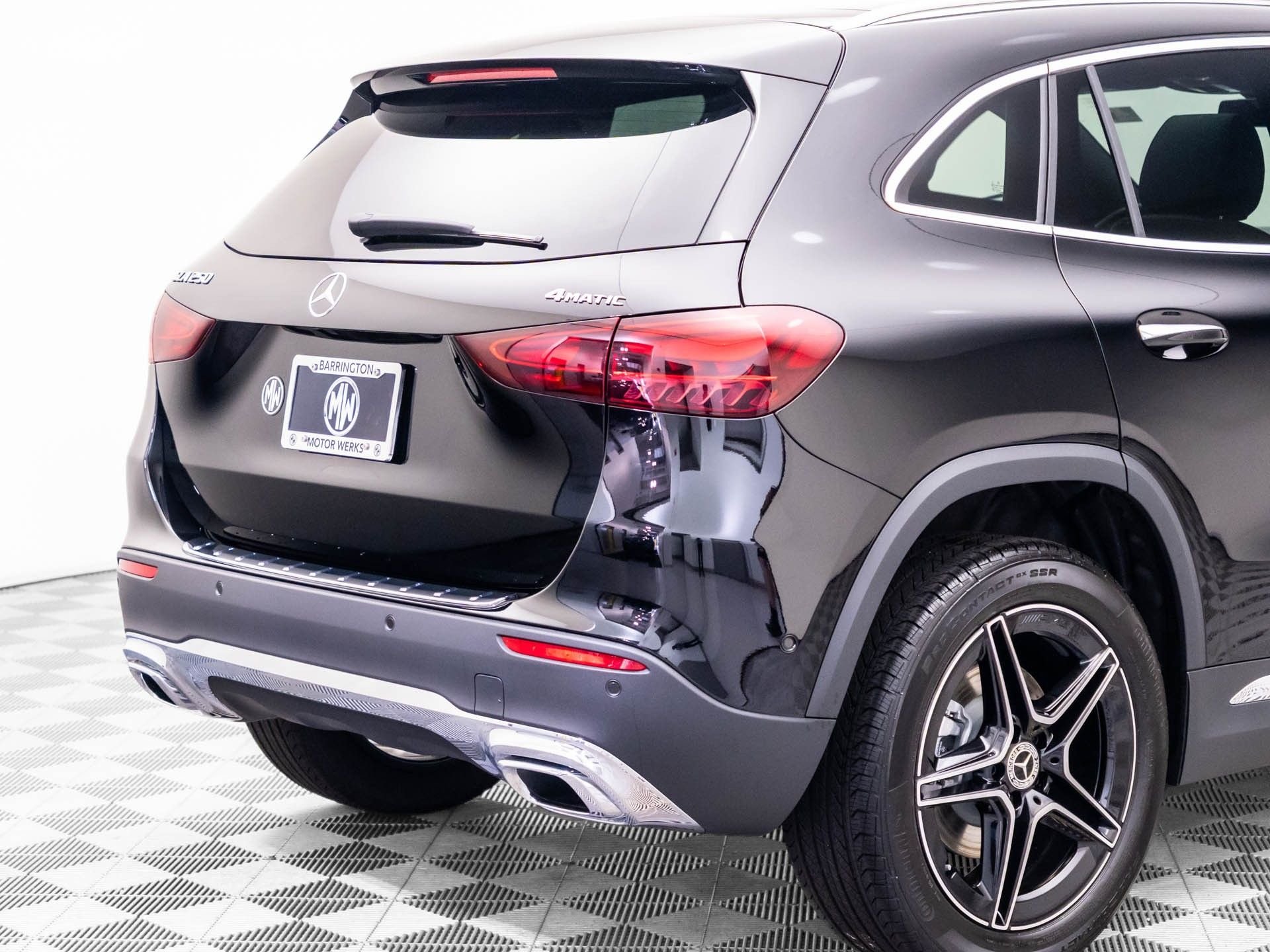 New 2026 Black Mercedes-Benz GLA 250 image 32