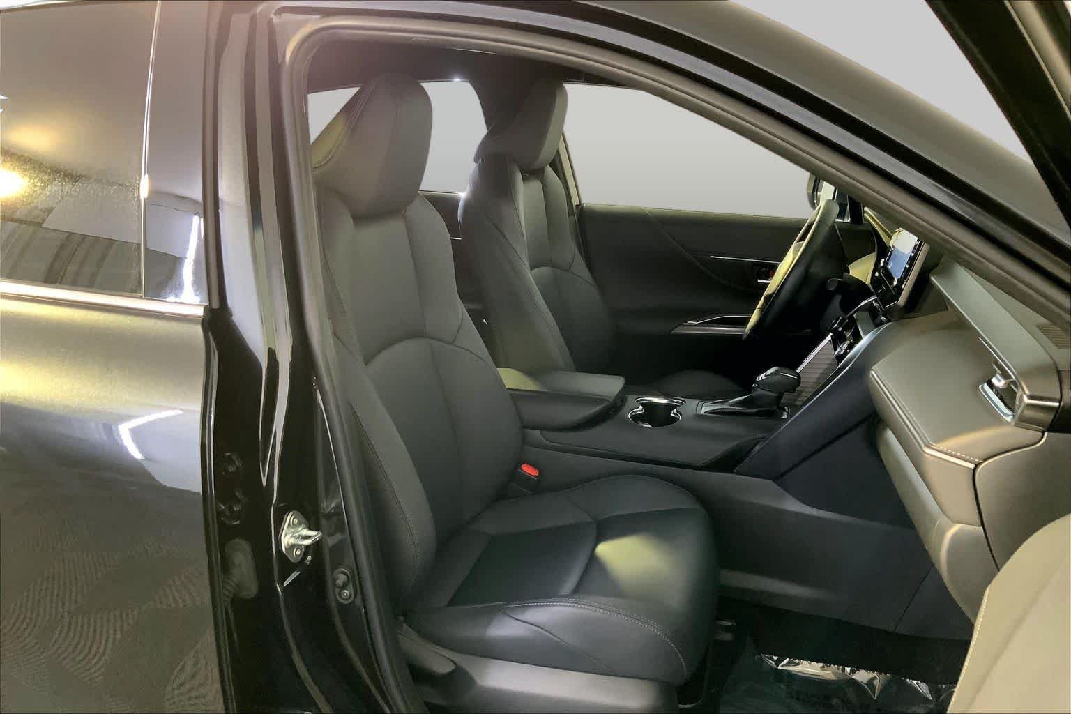 Used 2022 Celestial Black Toyota XLE image 8
