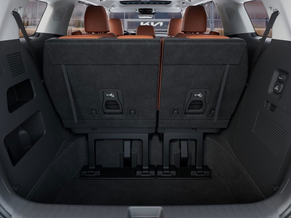 2025 Kia Carnival SX Prestige - Photo 19