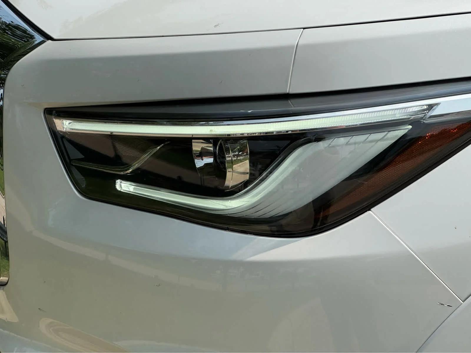 Certified Used 2023 Moonstone White INFINITI SENSORY image 9