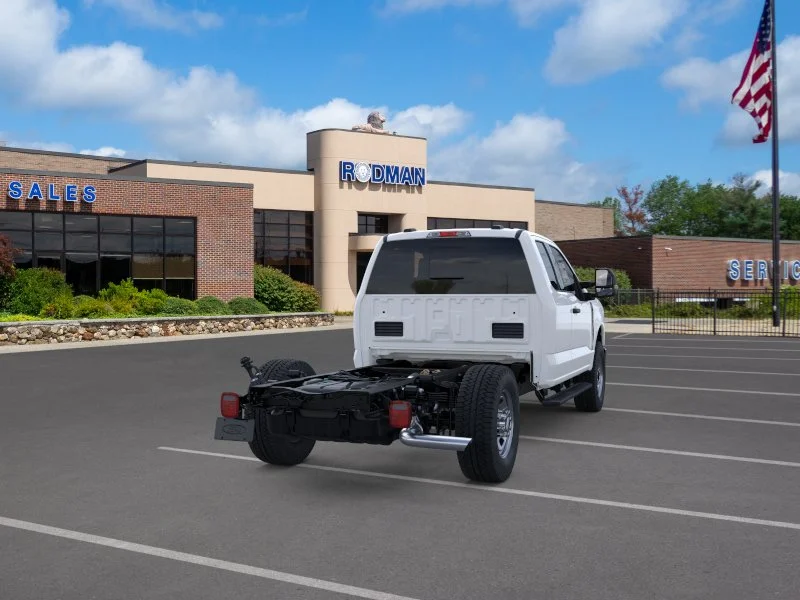 New 2026 Oxford White Ford F-350® XL image 8