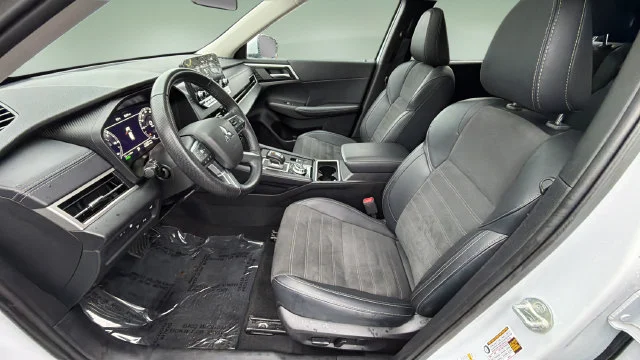 Used 2024  Mitsubishi SE Ralliart image 18
