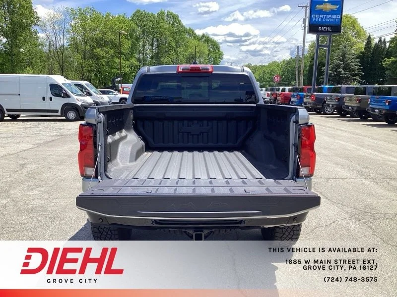 Used 2025 Gray Chevrolet ZR2 image 15