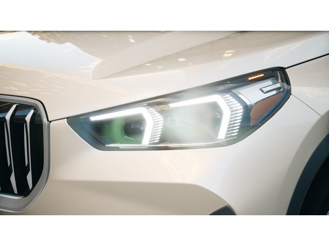 New 2027 Dune Grey Metallic BMW X1 28i image 6