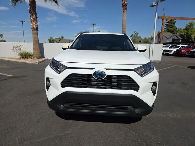 Used 2021 White Toyota XLE image 3