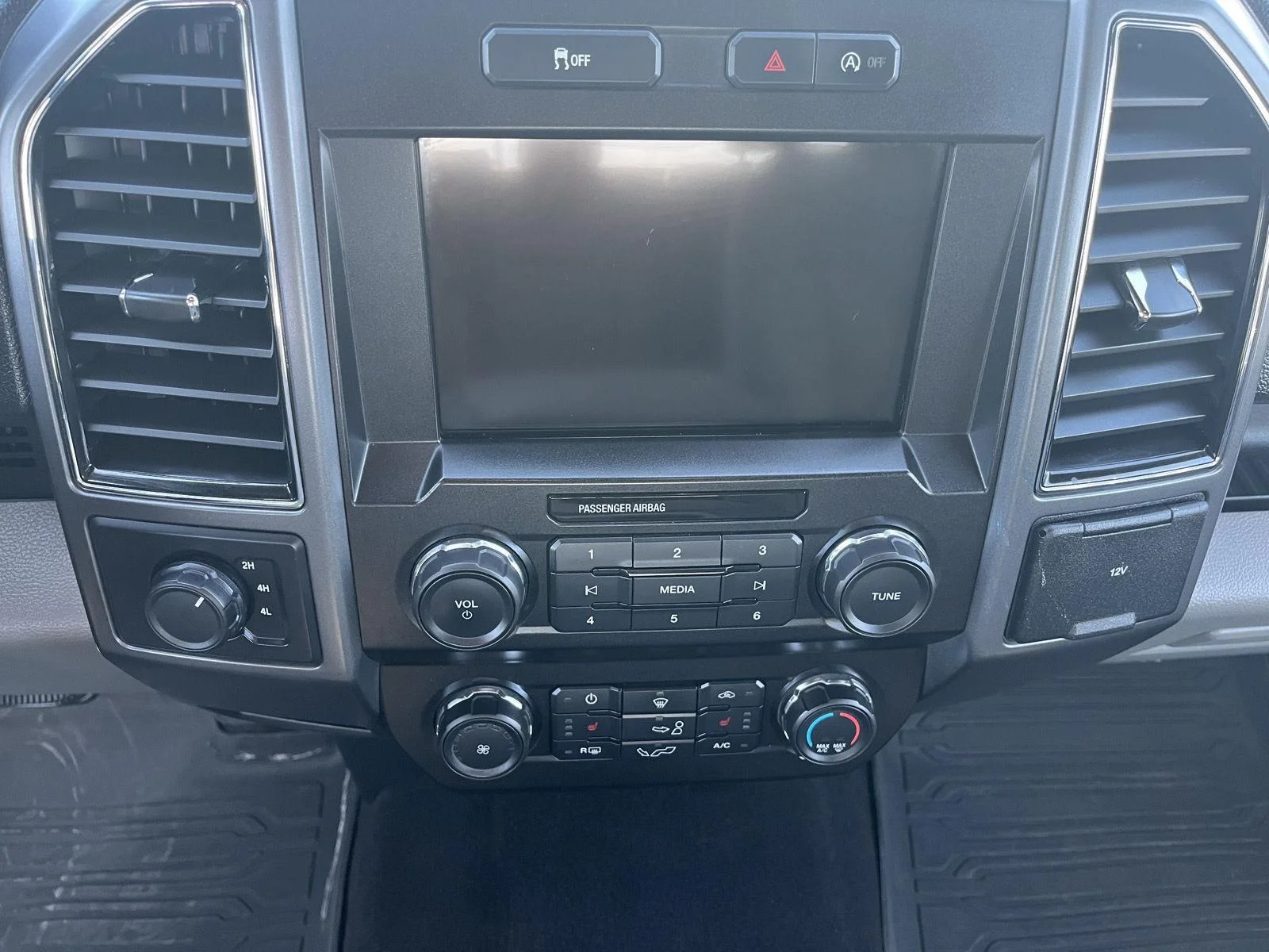 2019 Ford F-150 XL - Photo 12