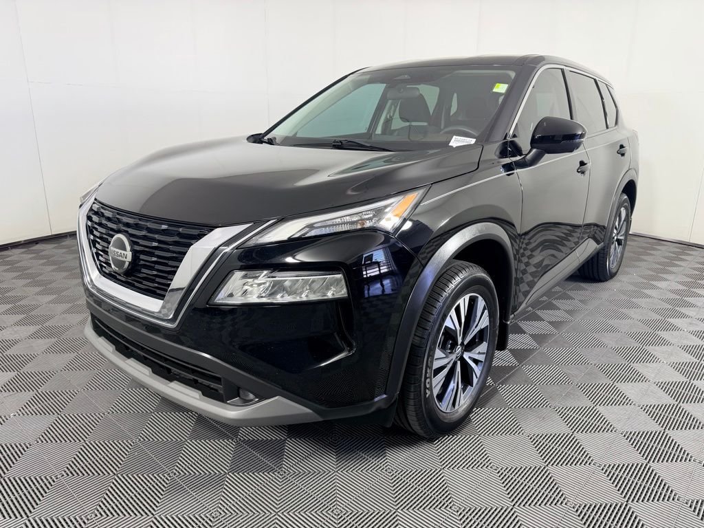 Used 2021 Black Nissan SV image 3