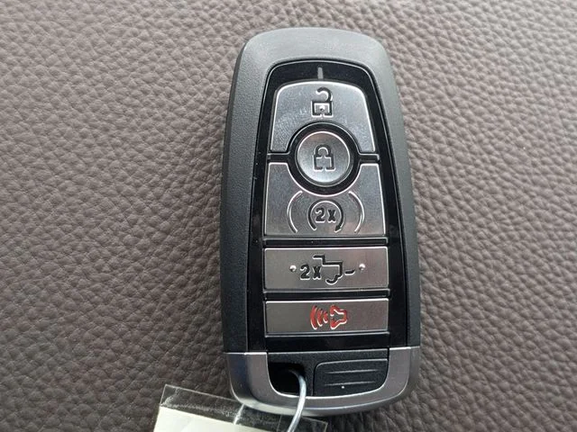 New 2026 Glacier Gray Metallic Tri-Coat Ford F-350® King Ranch® image 36