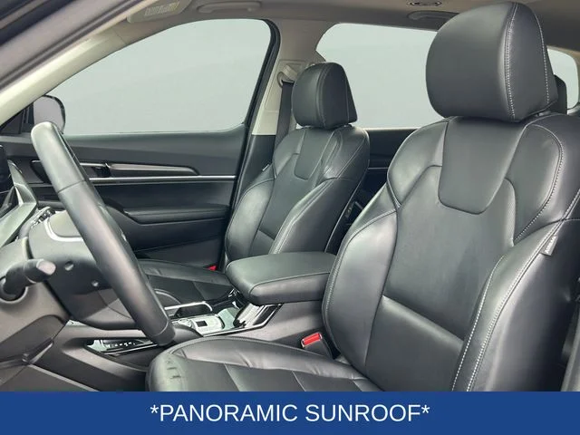 Used 2023 Black Kia S image 15