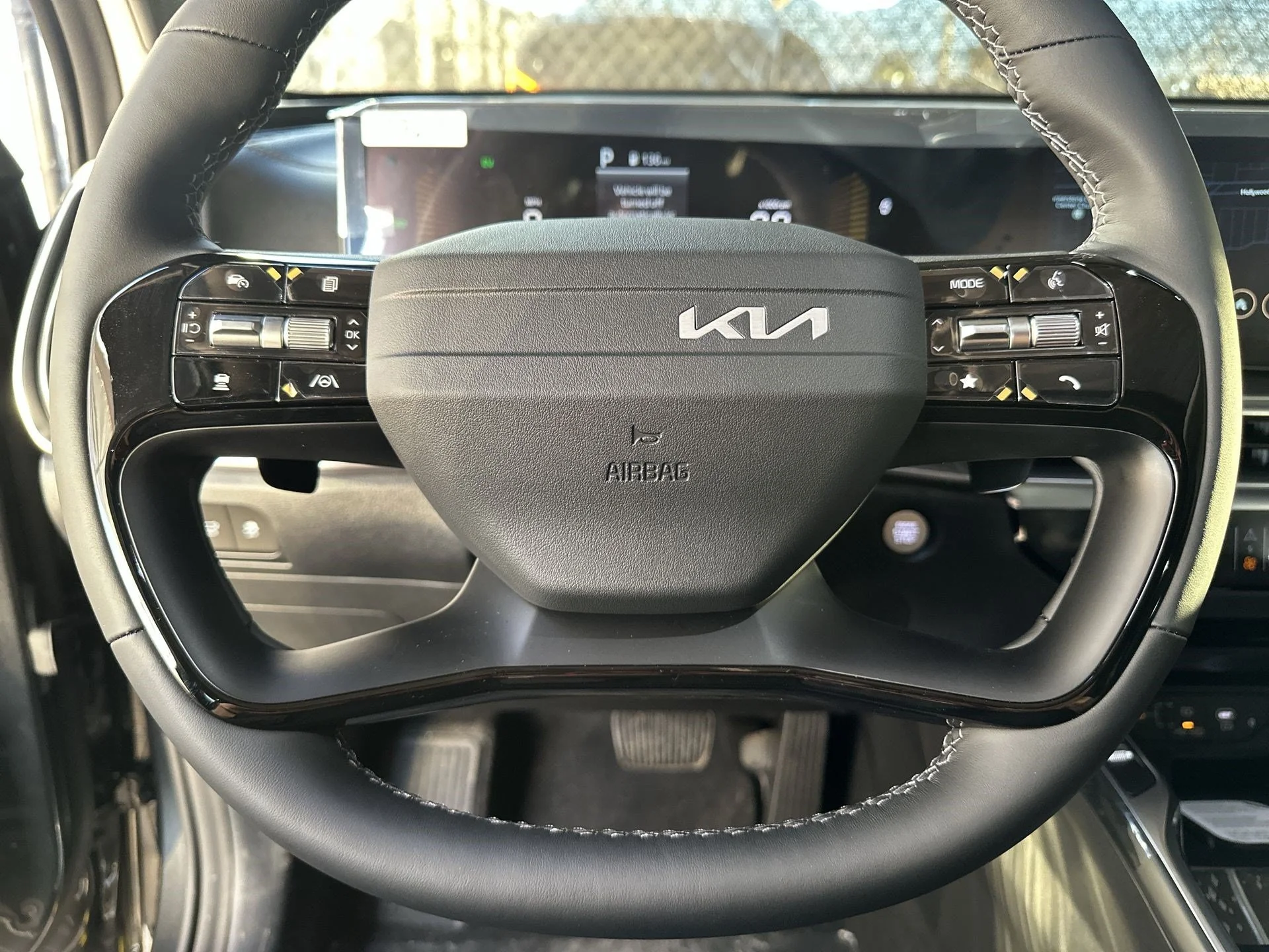 New 2026 Mineral Blue Kia EX image 13