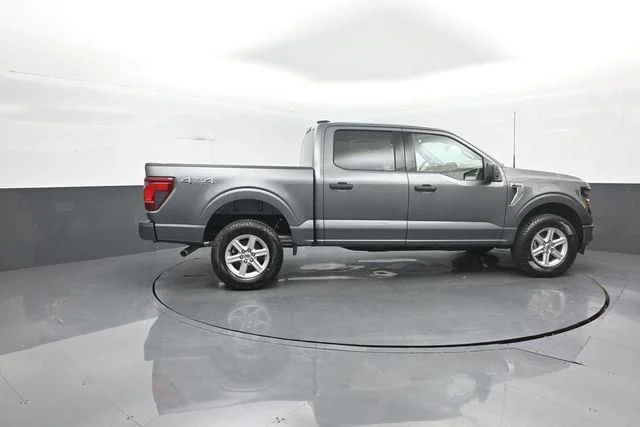 New 2026 Carbonized Gray Metallic Ford XLT image 8