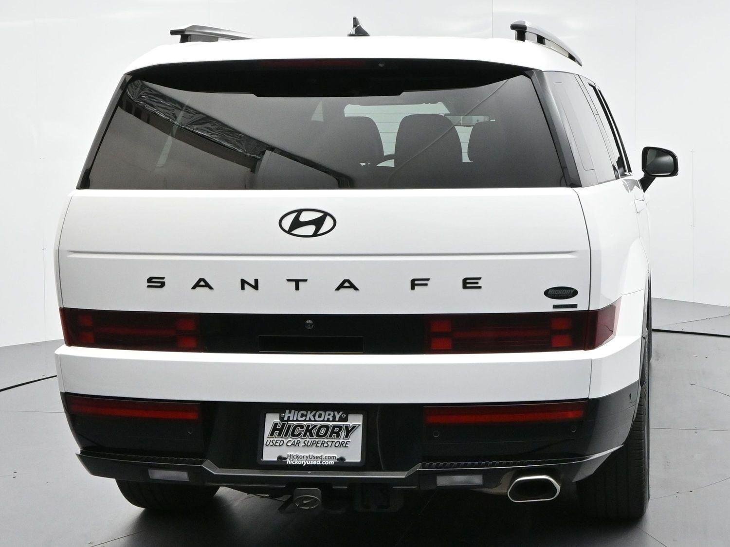 Used 2024 Serenity White Hyundai Calligraphy image 2