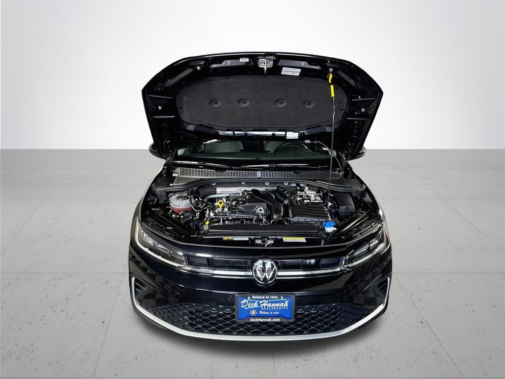 Certified Used 2026 Deep Black Volkswagen 1.5T SE image 23