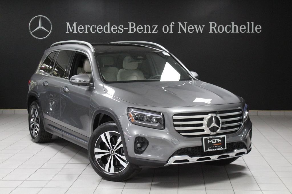 2026 Mercedes-Benz GLB GLB 250 4MATIC's photo