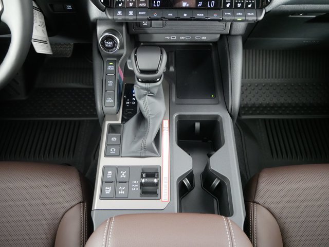New 2027 Ice Cap Toyota Land Cruiser image 24