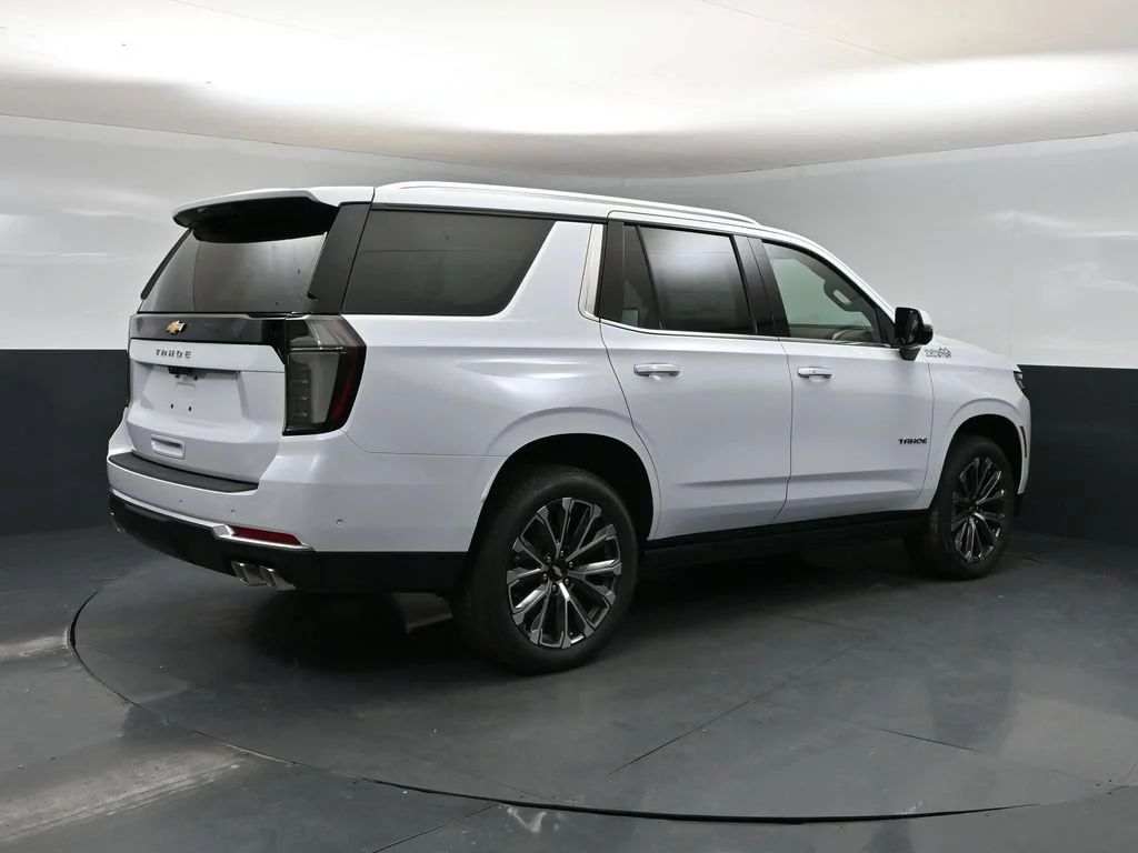 New 2026 Polar White Tricoat Chevrolet High Country image 2