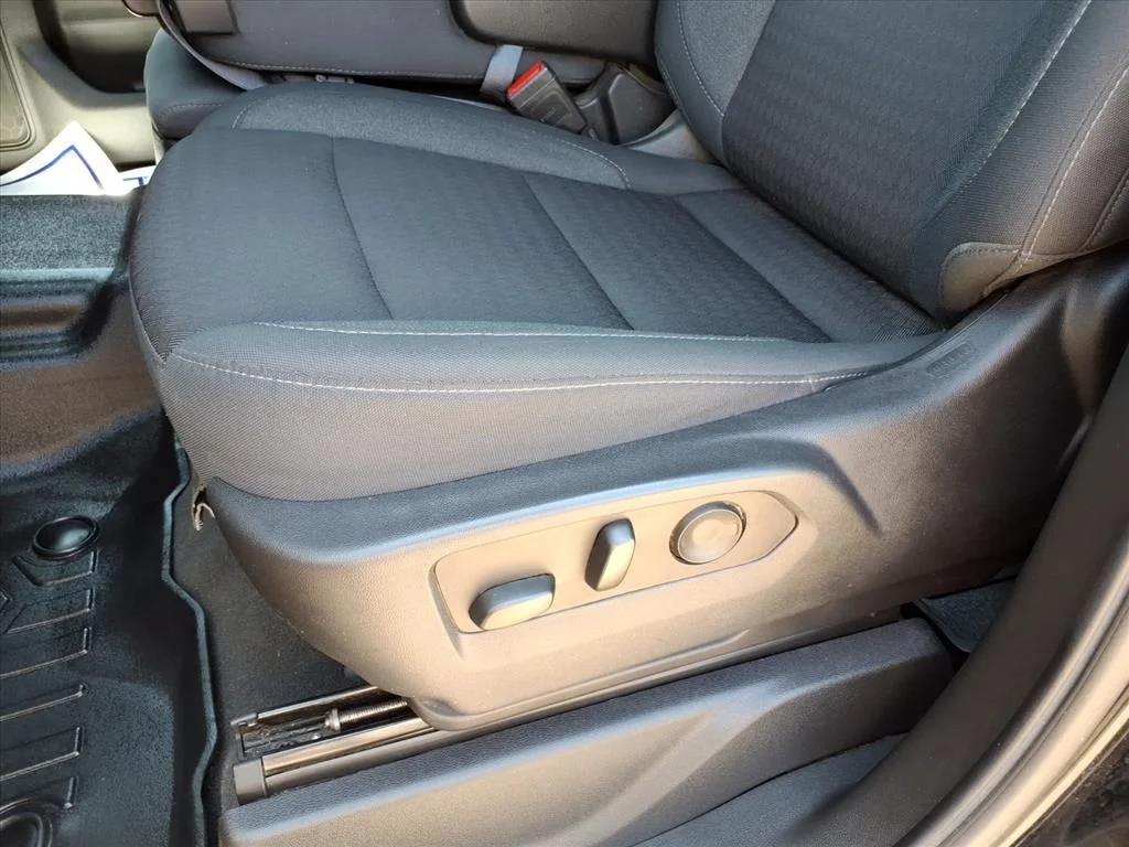 Used 2023 Black Chevrolet Custom image 23