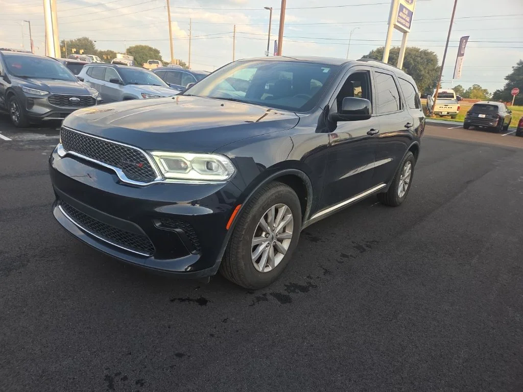 Used 2024 Blue Dodge SXT image 3