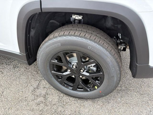 New 2026 Bright White Clear-Coat Exterior Paint Jeep Altitude image 6