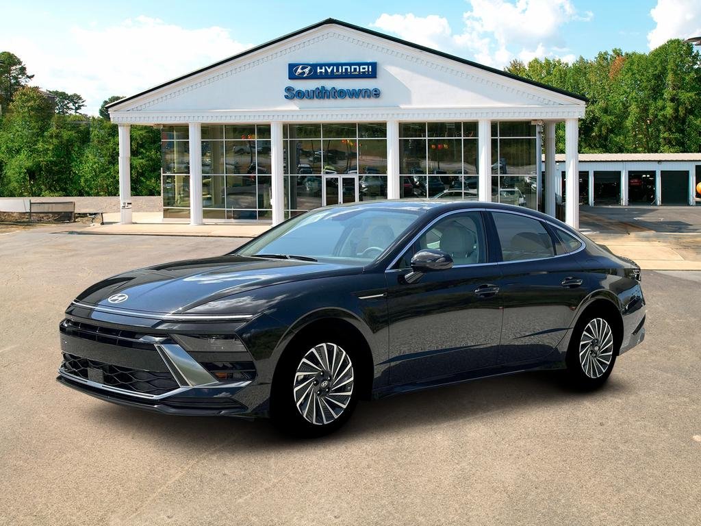 New 2026 Black Hyundai SEL image 2