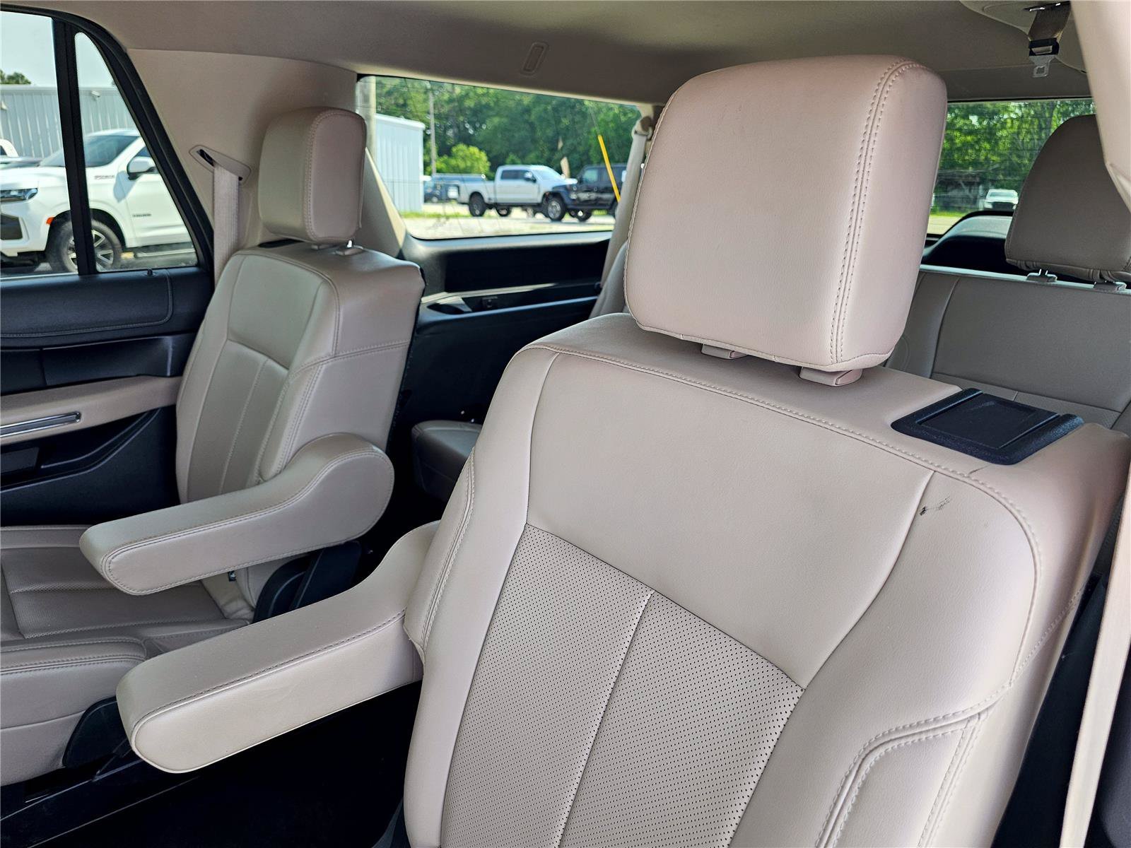 2022 Ford Expedition XLT - Photo 34