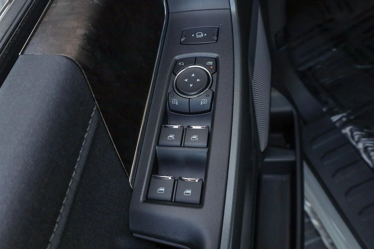 New 2026 Avalanche Ford F-250® Lariat® image 38
