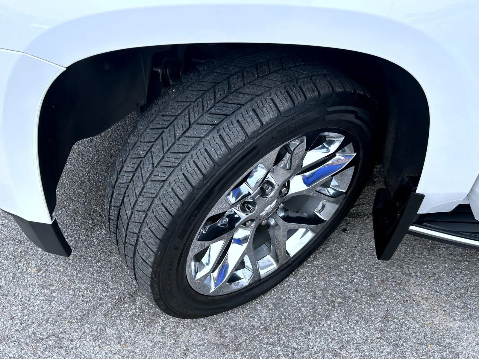 Certified Used 2018 White Chevrolet Premier image 26